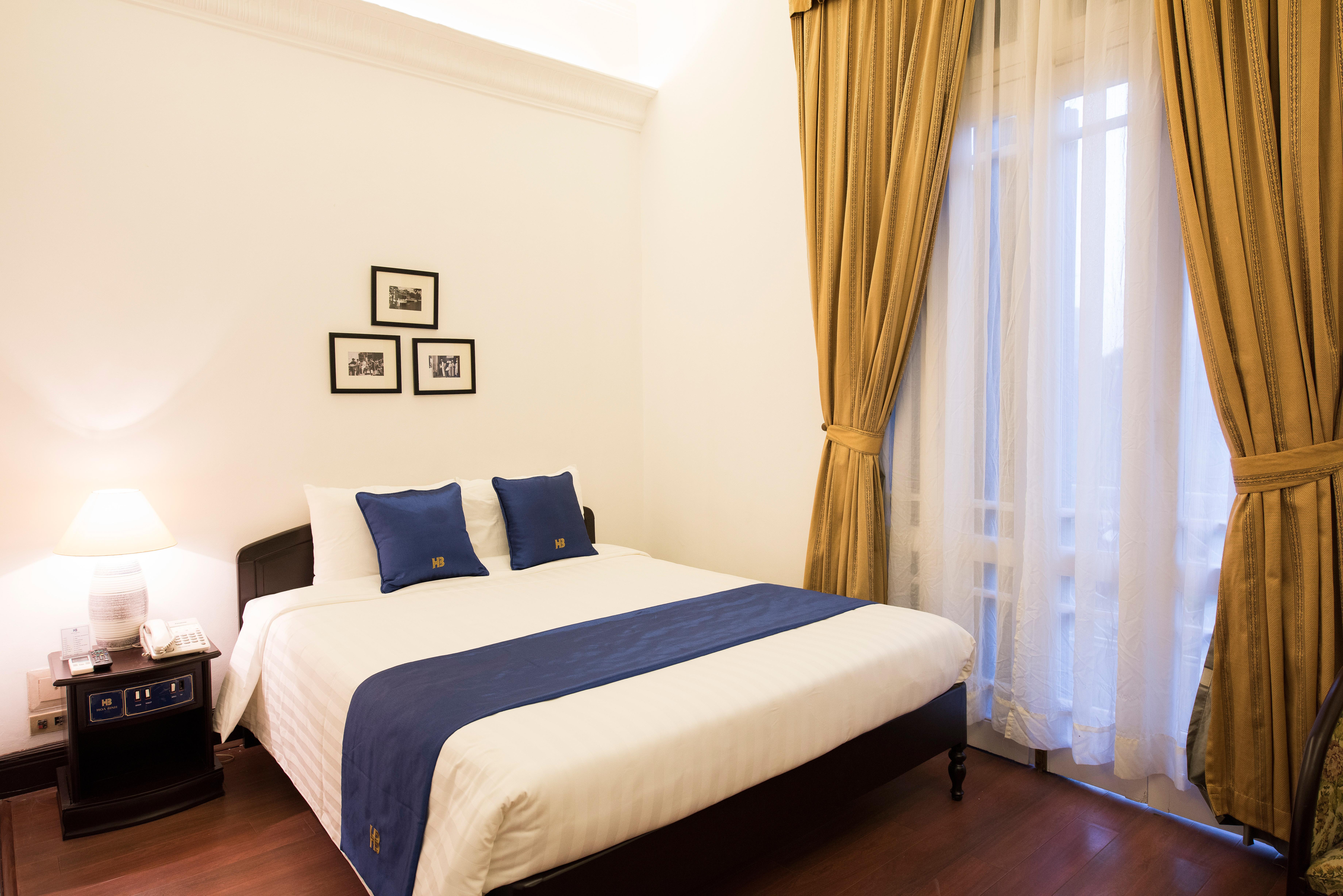 Hoa Binh Hotel Hanói Exterior foto